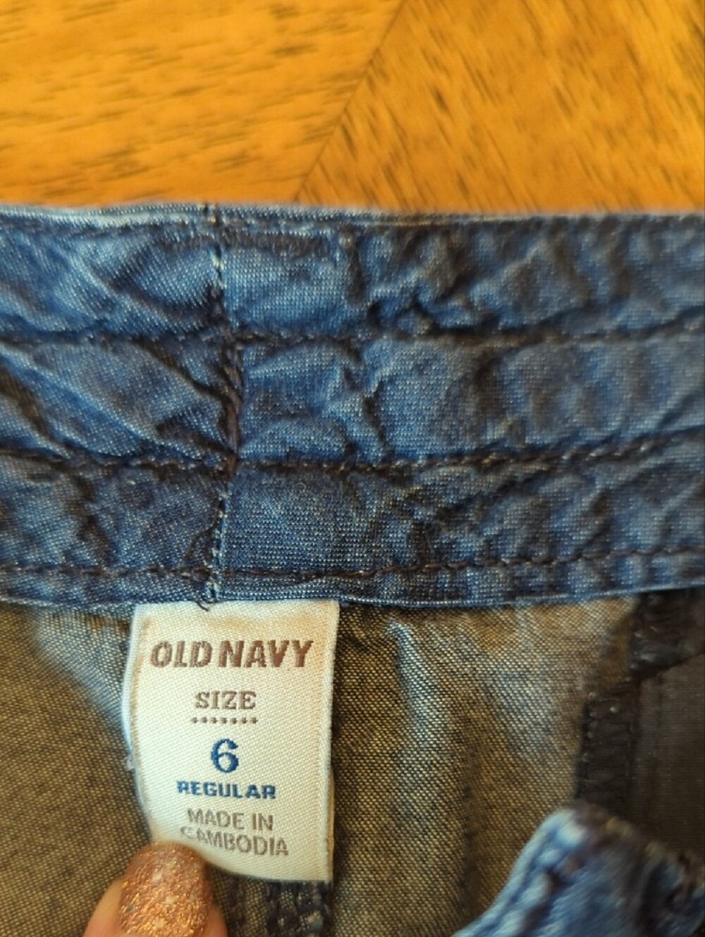 Old Navy Women's Dark Wash Chambray Cotton Cuffed Shorts Nautical Beachy - Picture 2 of 7